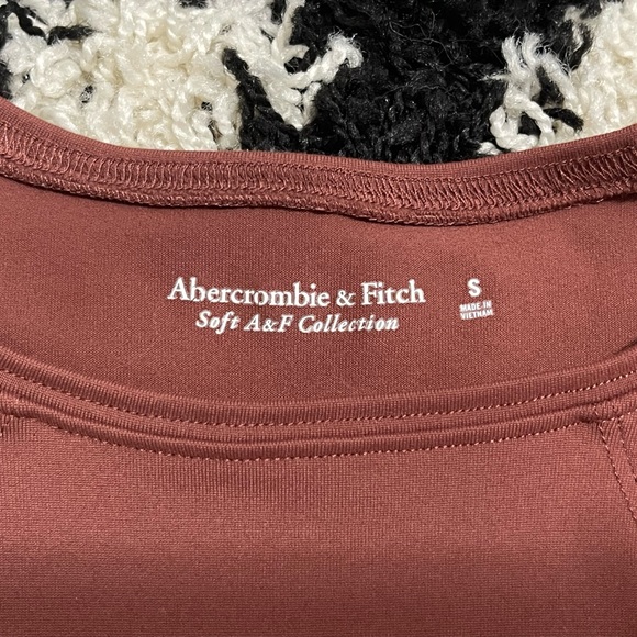 Like New Women’s Small Abercrombie & Fitch Seamless Ribbed Cutout Bodysuit - Picture 7 of 12